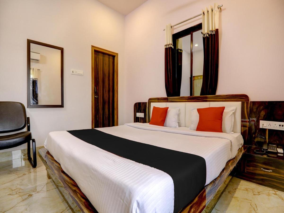 Capital O 72337 Hotel Konkan Tadka Bombay Exterior foto